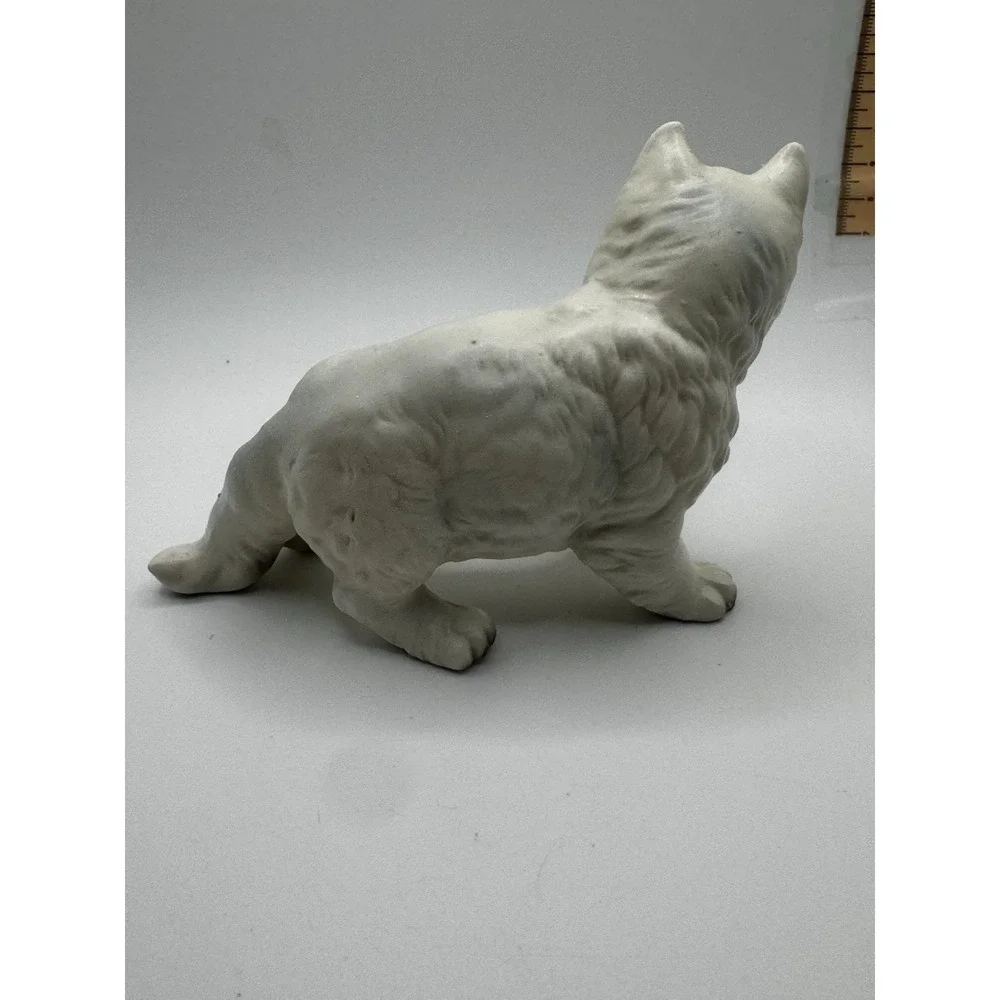 Vintage White Persian Cat figurine Blue eyes